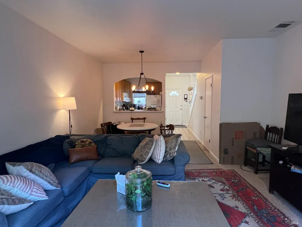 20 Bridgegate Way Napa, CA 94559