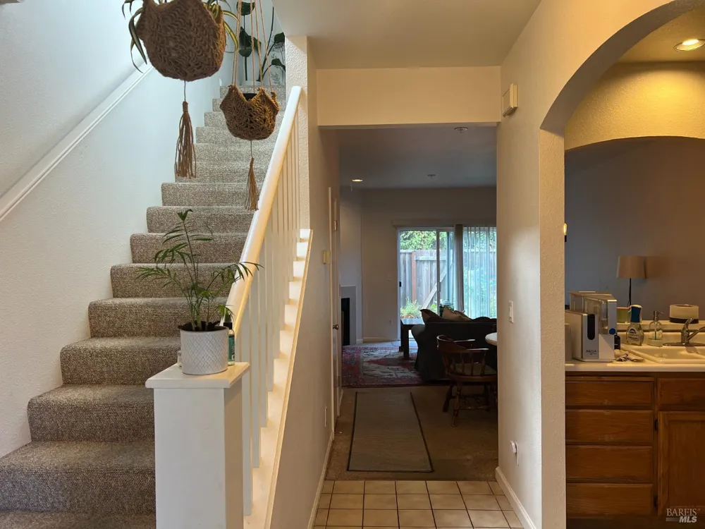 20 Bridgegate Way Napa, CA 94559