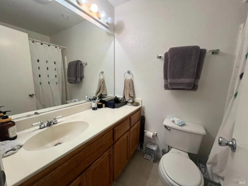 20 Bridgegate Way Napa, CA 94559