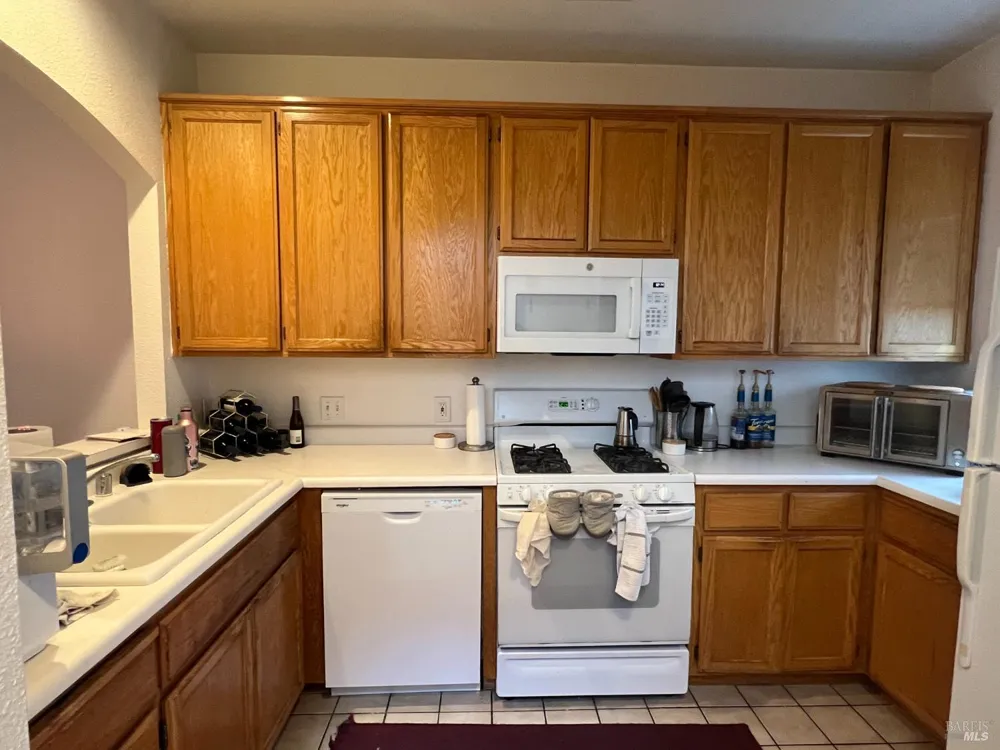 20 Bridgegate Way Napa, CA 94559