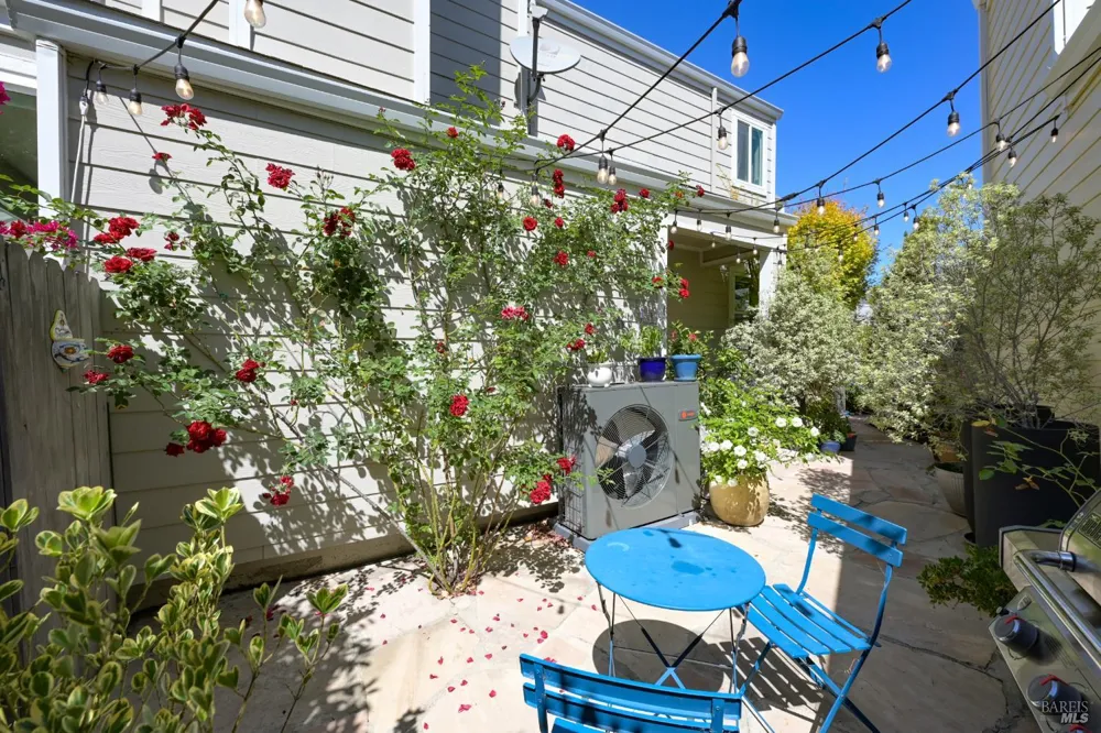 68 Cross Creek Place Larkspur, CA 94939