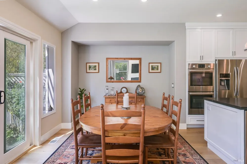 68 Cross Creek Place Larkspur, CA 94939