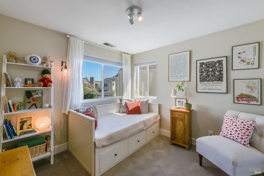 68 Cross Creek Place Larkspur, CA 94939