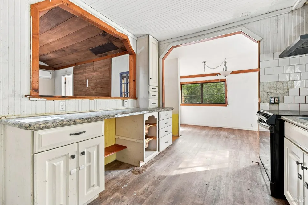 15054 Cherry Street Guerneville, CA 95446