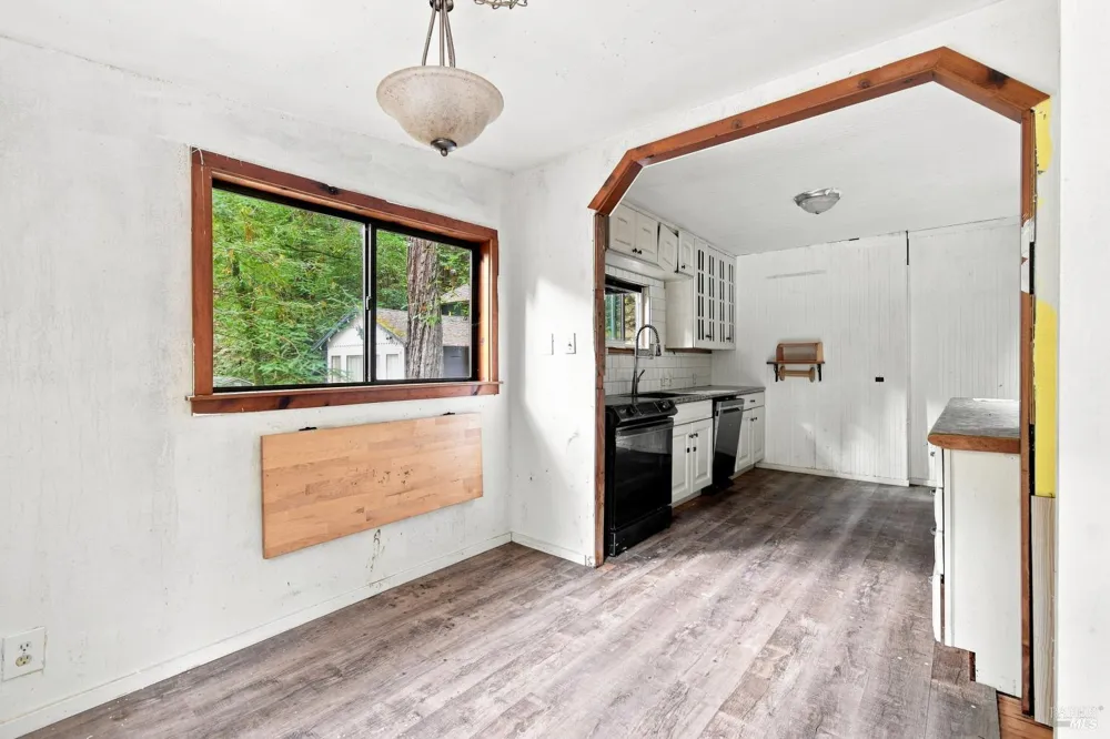 15054 Cherry Street Guerneville, CA 95446