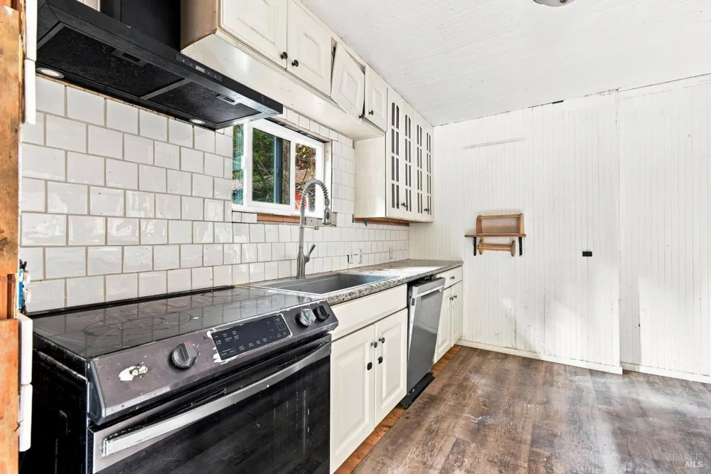 15054 Cherry Street Guerneville, CA 95446