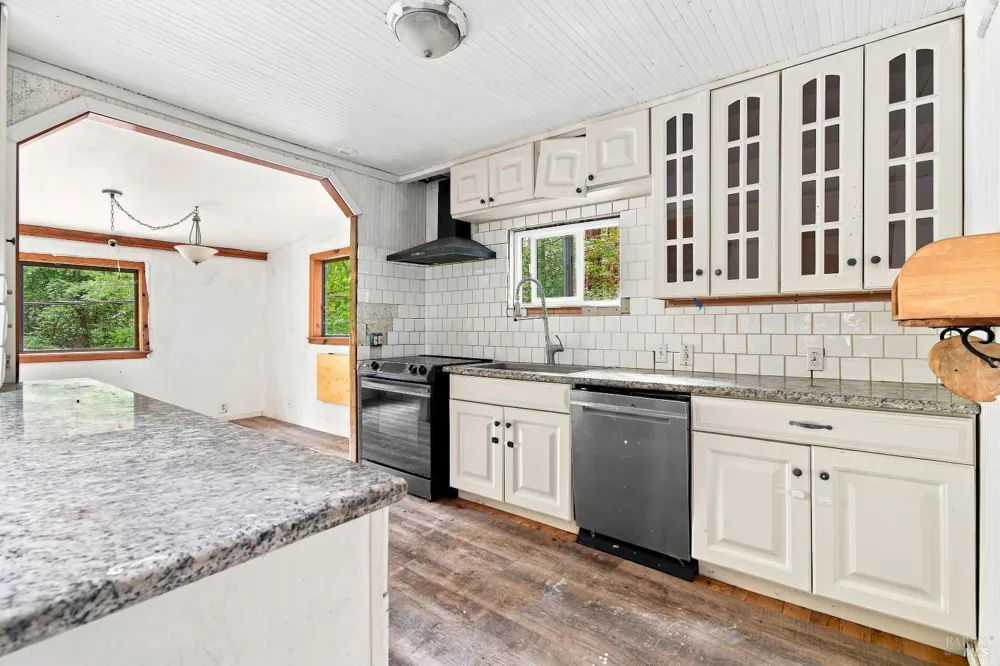 15054 Cherry Street Guerneville, CA 95446