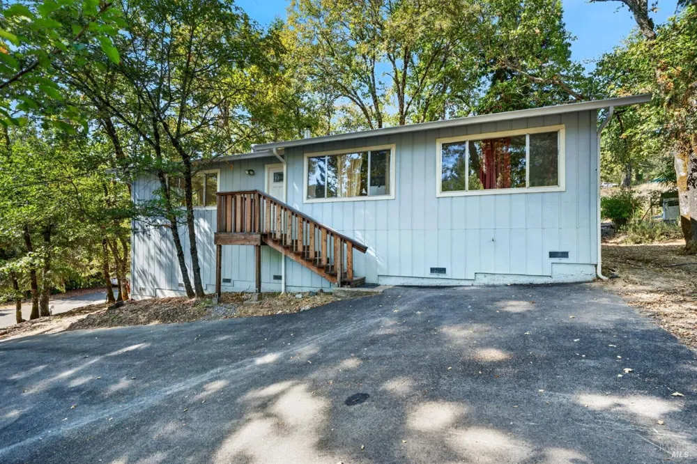 1755 Lupine Drive Willits, CA 95490