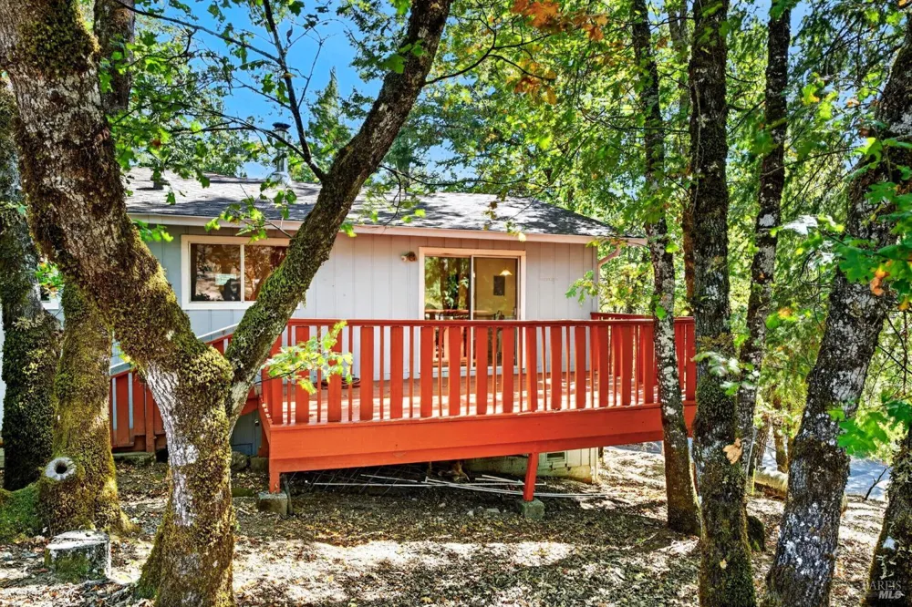 1755 Lupine Drive Willits, CA 95490