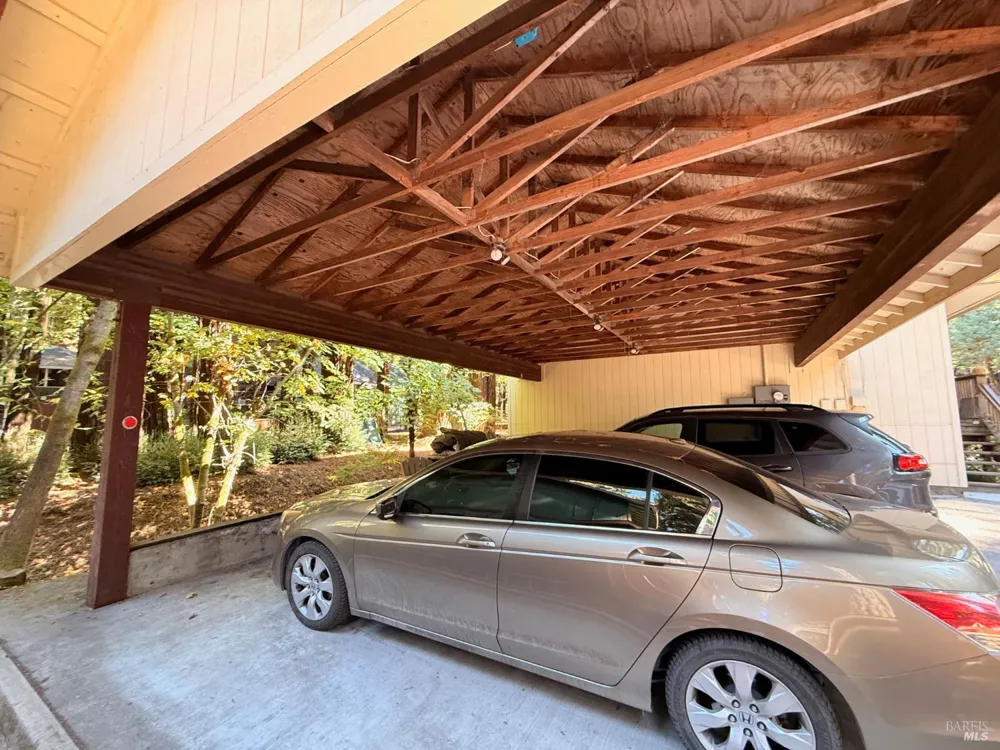 14565 Canyon 1 Road Guerneville, CA 95446