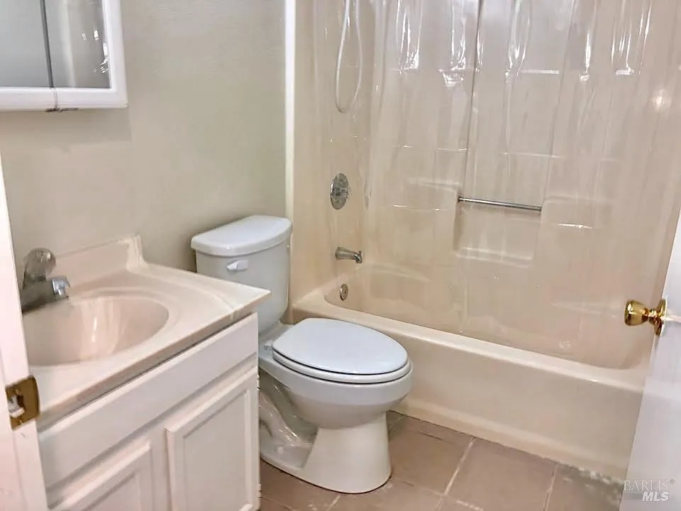 14565 Canyon 1 Road Guerneville, CA 95446