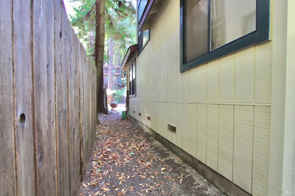 14565 Canyon 1 Road Guerneville, CA 95446
