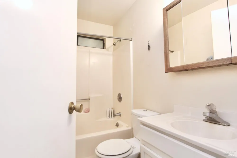 14565 Canyon 1 Road Guerneville, CA 95446
