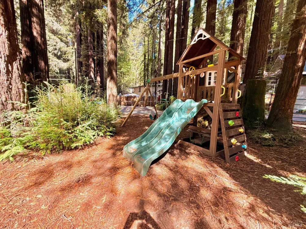 14565 Canyon 1 Road Guerneville, CA 95446