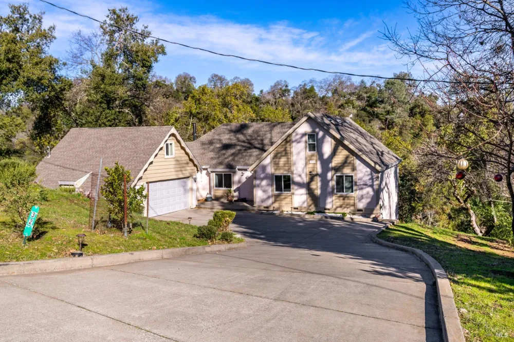 32 Boxelder Court Napa, CA 94558