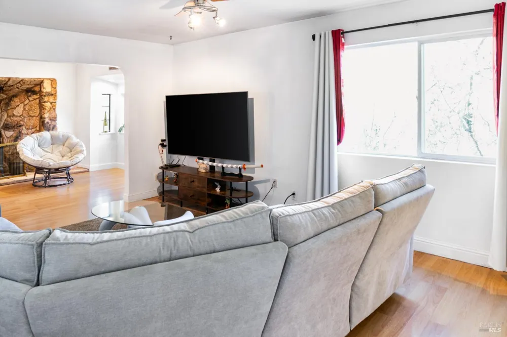32 Boxelder Court Napa, CA 94558