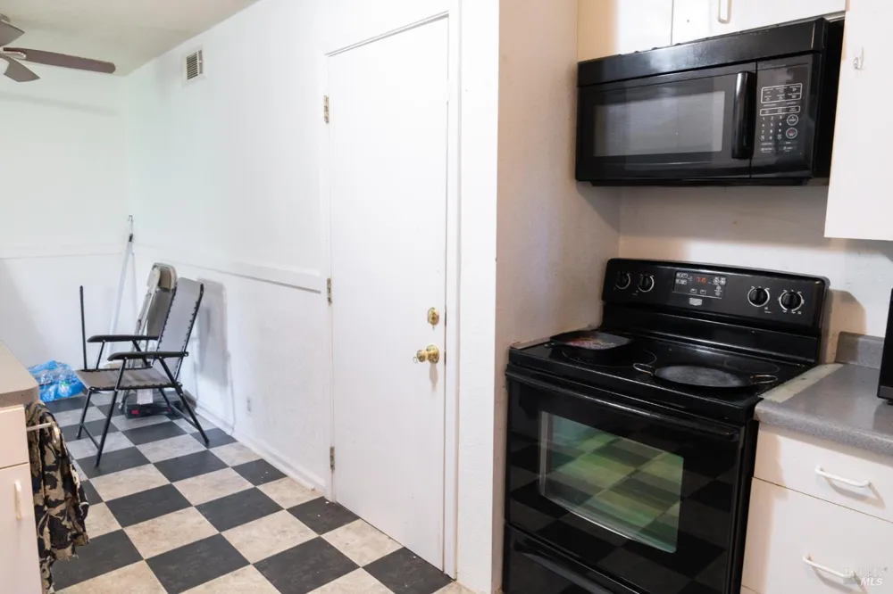 32 Boxelder Court Napa, CA 94558
