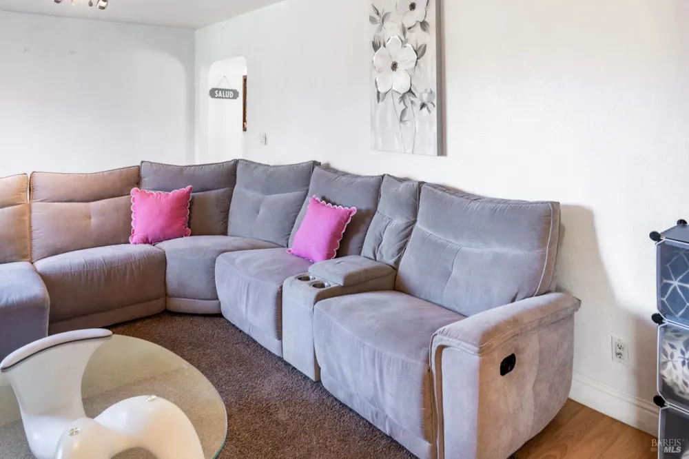 32 Boxelder Court Napa, CA 94558