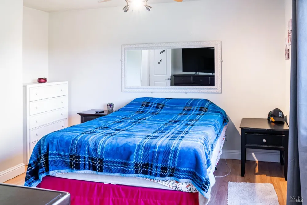 32 Boxelder Court Napa, CA 94558