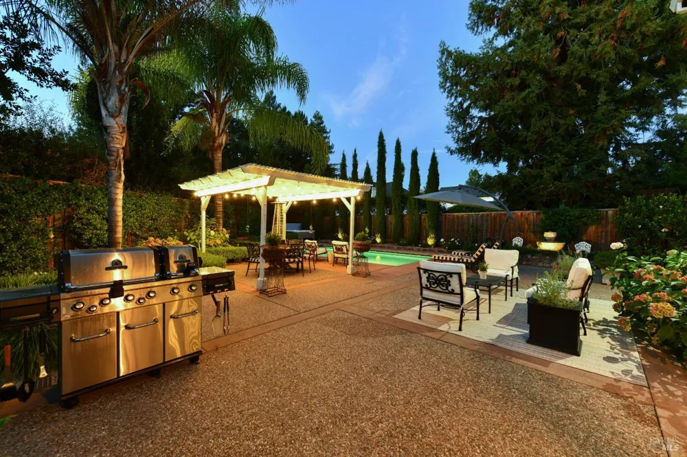 860 Knight Street Sonoma, CA 95476