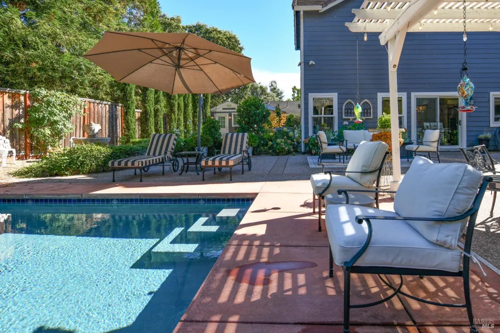 860 Knight Street Sonoma, CA 95476