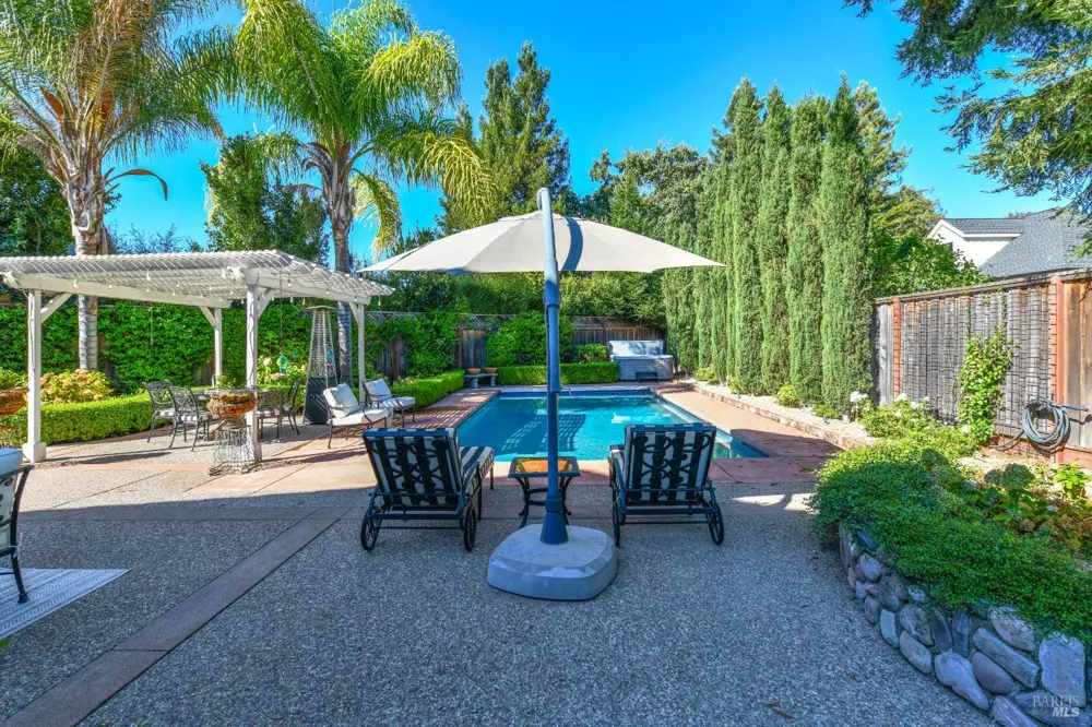 860 Knight Street Sonoma, CA 95476