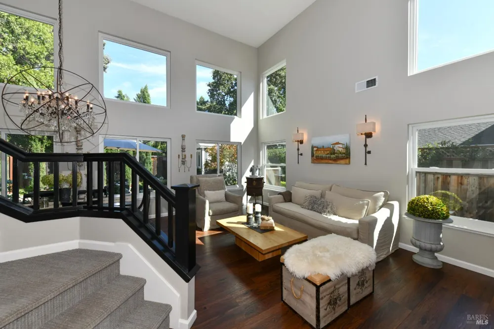 860 Knight Street Sonoma, CA 95476