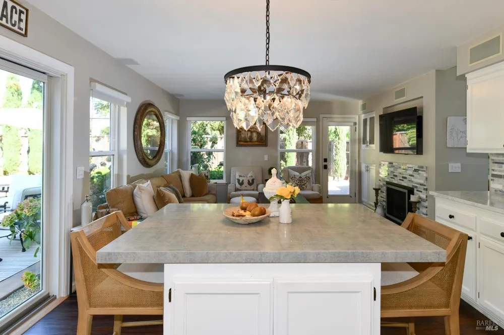 860 Knight Street Sonoma, CA 95476
