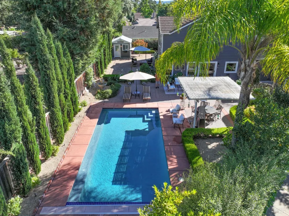 860 Knight Street Sonoma, CA 95476