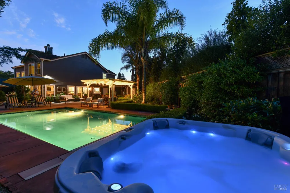 860 Knight Street Sonoma, CA 95476