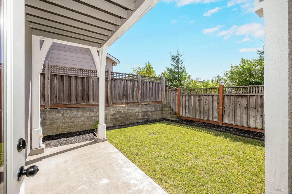 4244 Rose Arbor Way Vallejo, CA 94591