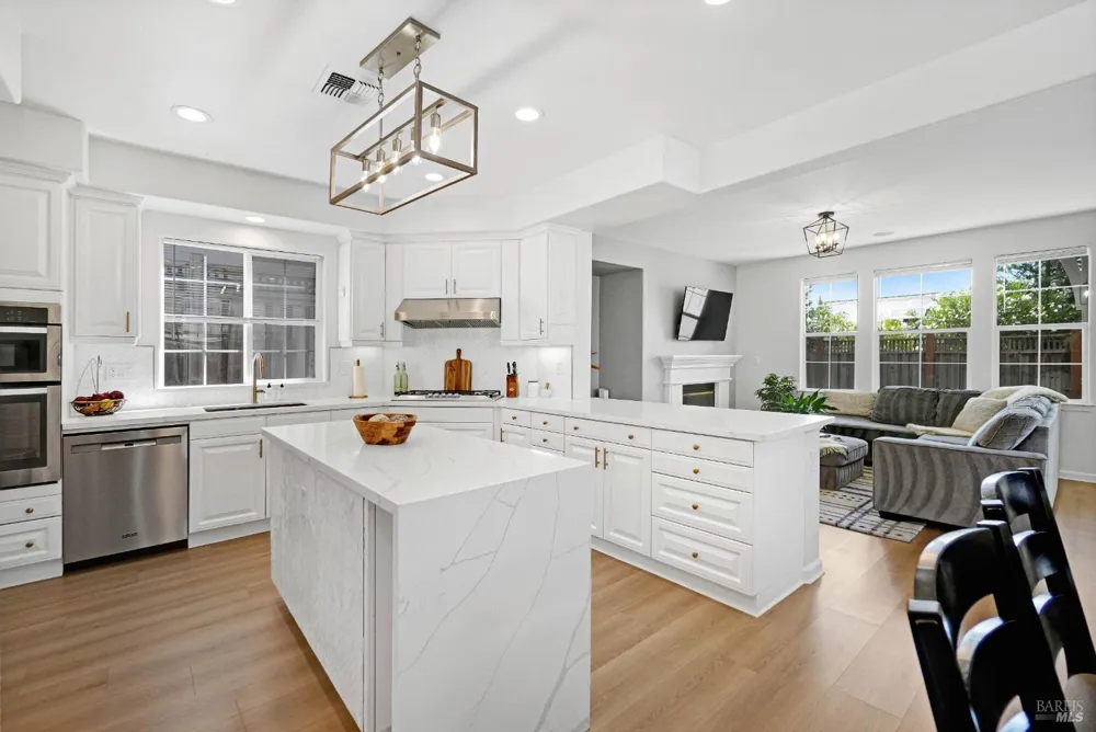 4244 Rose Arbor Way Vallejo, CA 94591