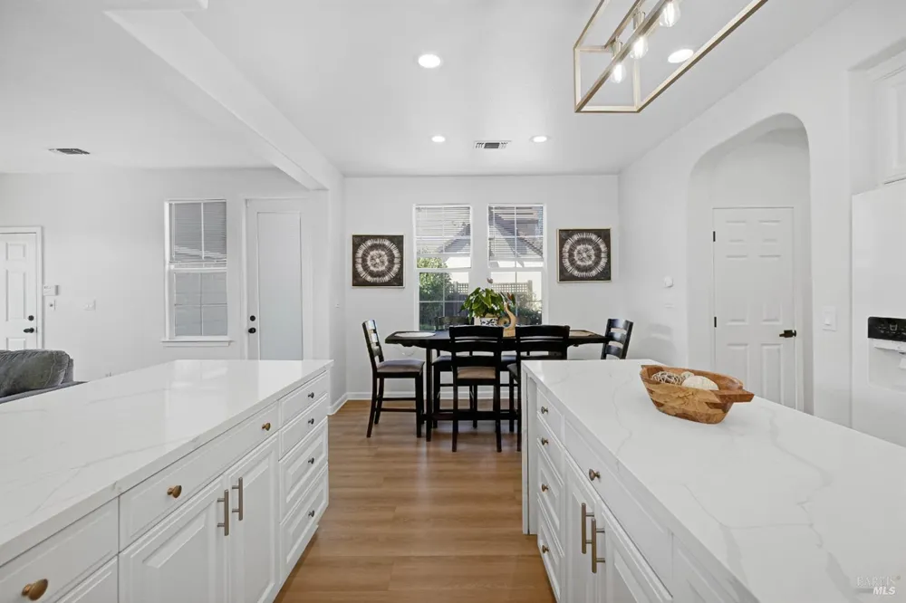 4244 Rose Arbor Way Vallejo, CA 94591