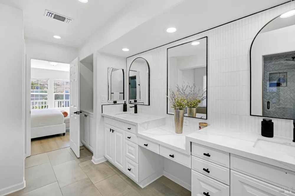 4244 Rose Arbor Way Vallejo, CA 94591