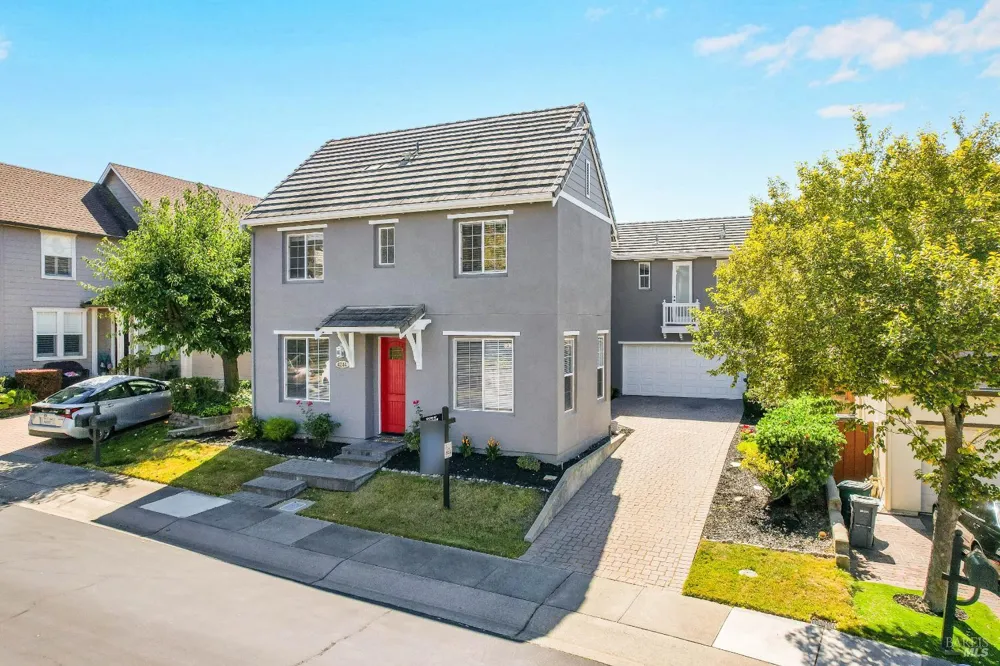 4244 Rose Arbor Way Vallejo, CA 94591