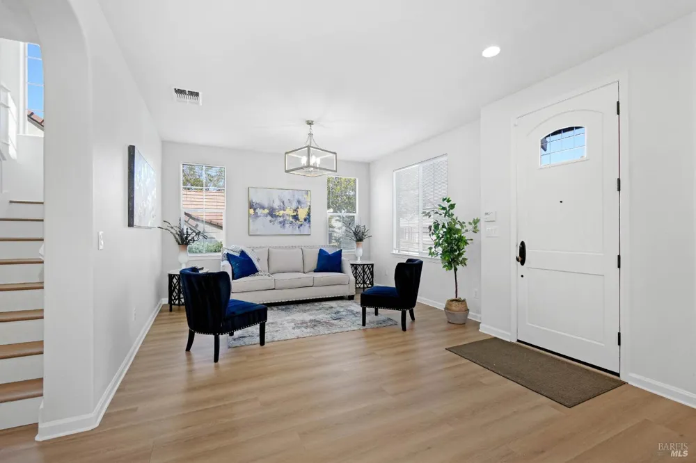 4244 Rose Arbor Way Vallejo, CA 94591