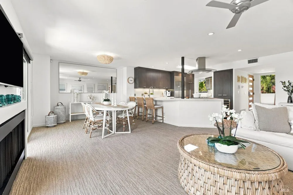 755 S Eliseo Drive ##8 Greenbrae, CA 94904