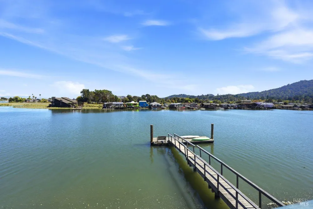 755 S Eliseo Drive ##8 Greenbrae, CA 94904