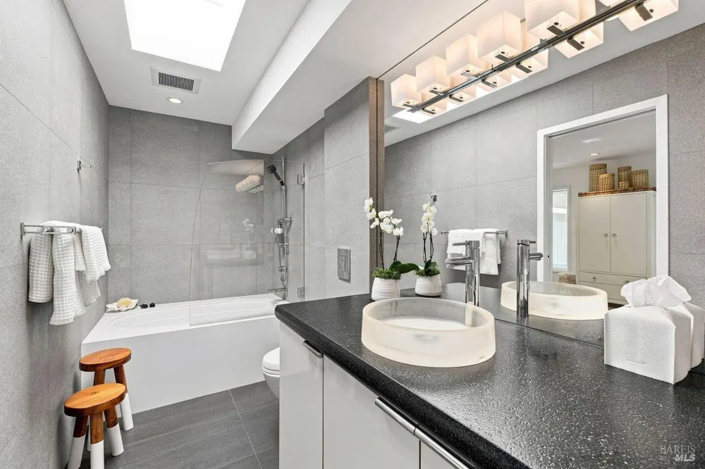 755 S Eliseo Drive ##8 Greenbrae, CA 94904