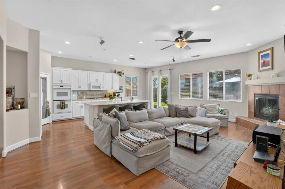 6216 Ravenna Way Elk Grove, CA 95757
