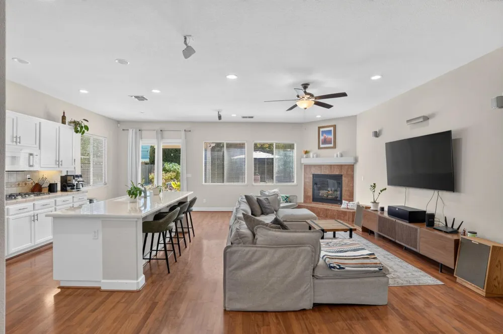 6216 Ravenna Way Elk Grove, CA 95757