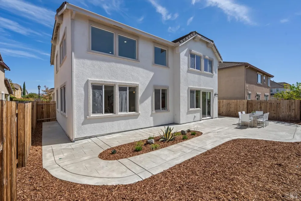 129 Picasso Drive Oakley, CA 94561