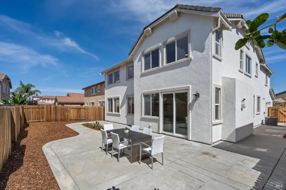 129 Picasso Drive Oakley, CA 94561