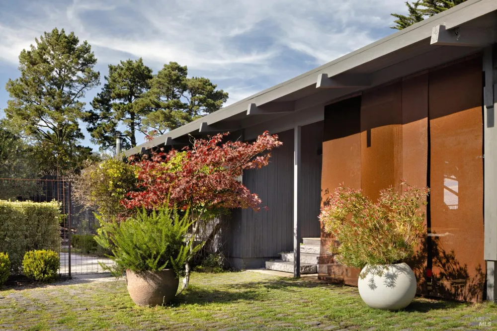 13 Ridge Avenue Mill Valley, CA 94941