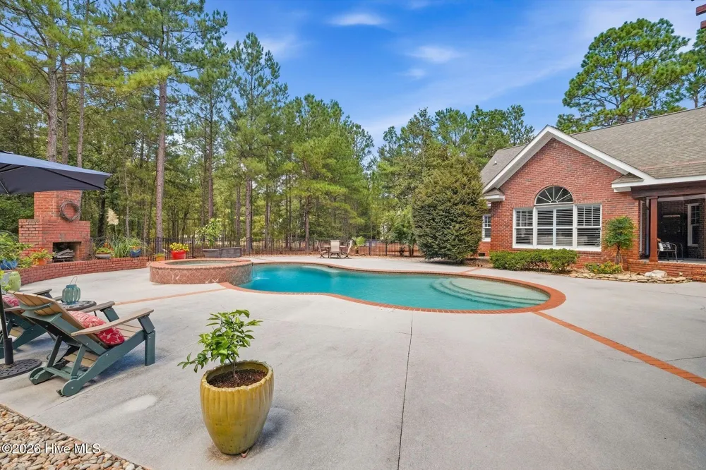 10 Ashkirk Drive Pinehurst, NC 28374