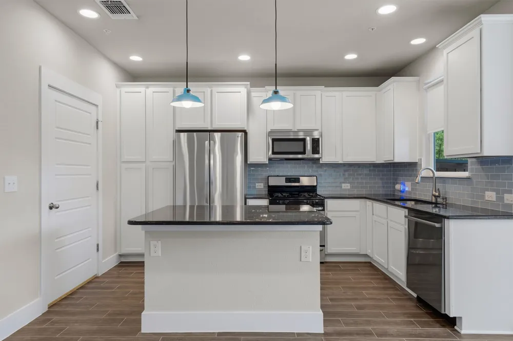 7604 Wildcat Pass Austin, TX 78757