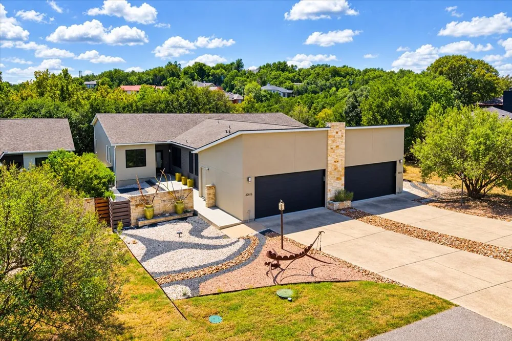 408 SAILMASTER STREET #B Lakeway, TX 78734