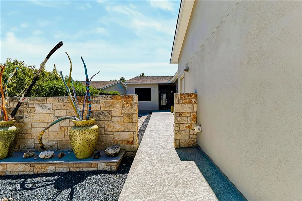 408 SAILMASTER STREET #B Lakeway, TX 78734