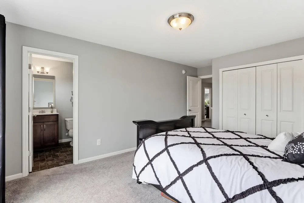 16768 Draft Horse Boulevard Lakeville, MN 55044