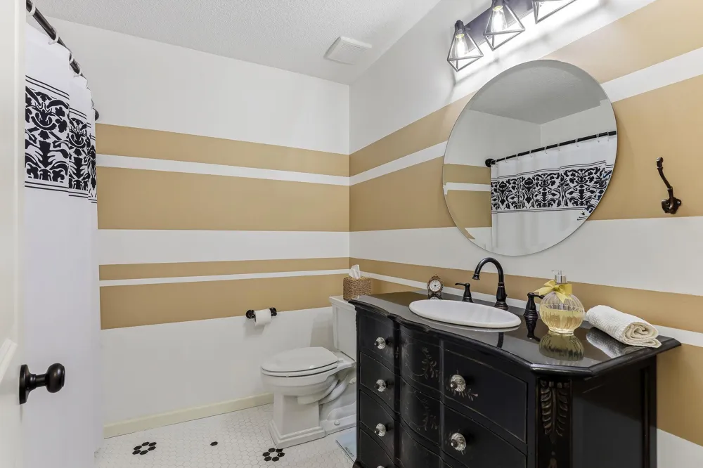 16768 Draft Horse Boulevard Lakeville, MN 55044